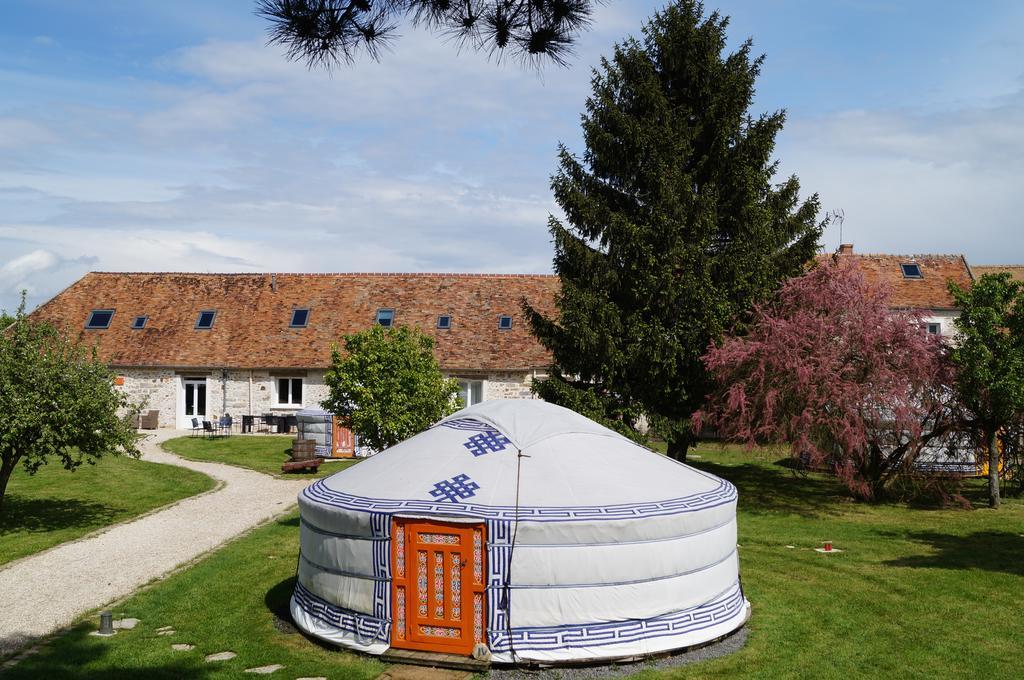 Yourte Nomade-Lodge Les Ecrennes 객실 사진